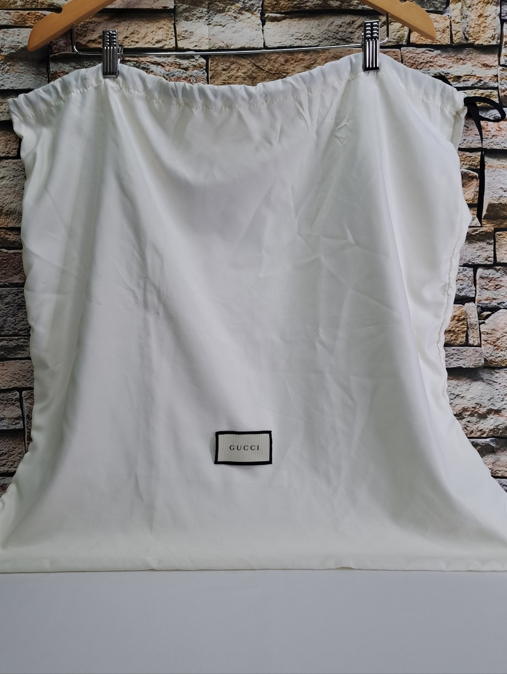 Gucci Extra Large Ivory Dust Bag with Black Trim and Drawstring 23"×23" - Picture 6 of 14